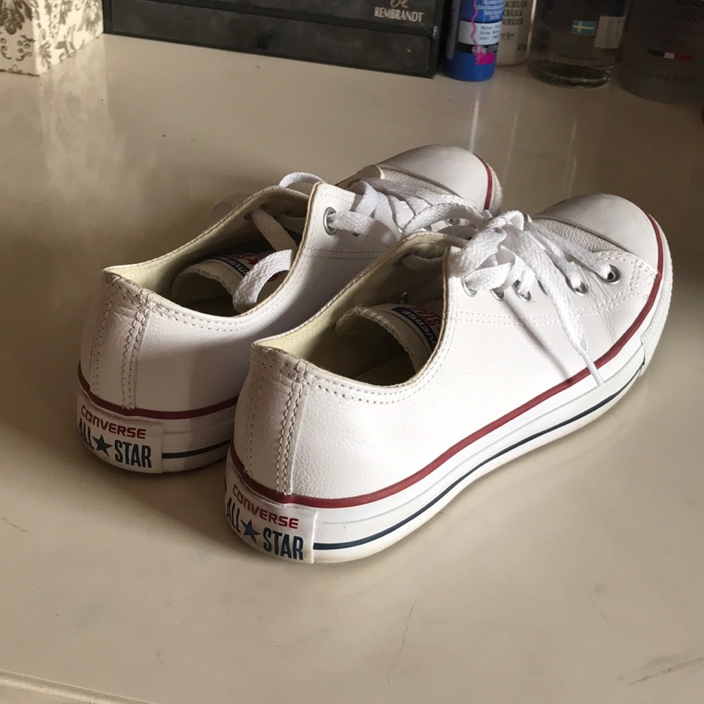 New White Leather converse